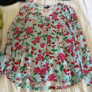 Ann taylor cherry/strawberry print blouse MP